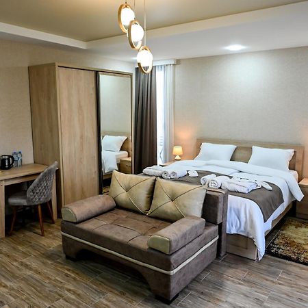 Hotel K124 Kutaisi Luaran gambar