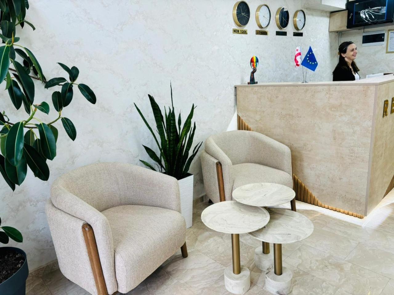 Hotel K124 Kutaisi Luaran gambar