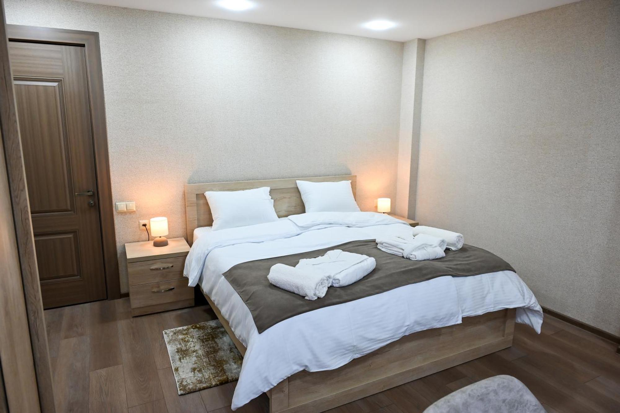 Hotel K124 Kutaisi Luaran gambar