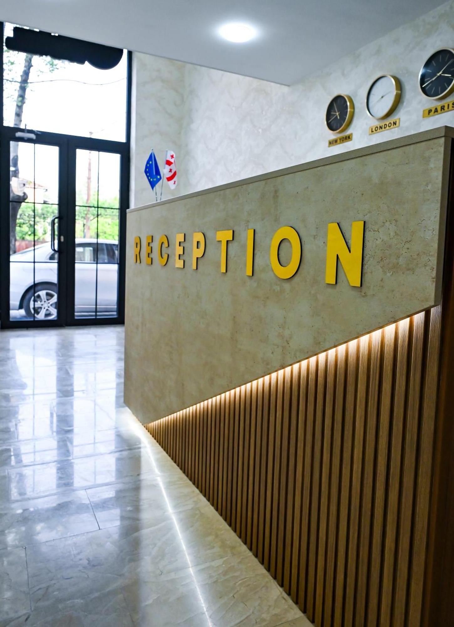 Hotel K124 Kutaisi Luaran gambar